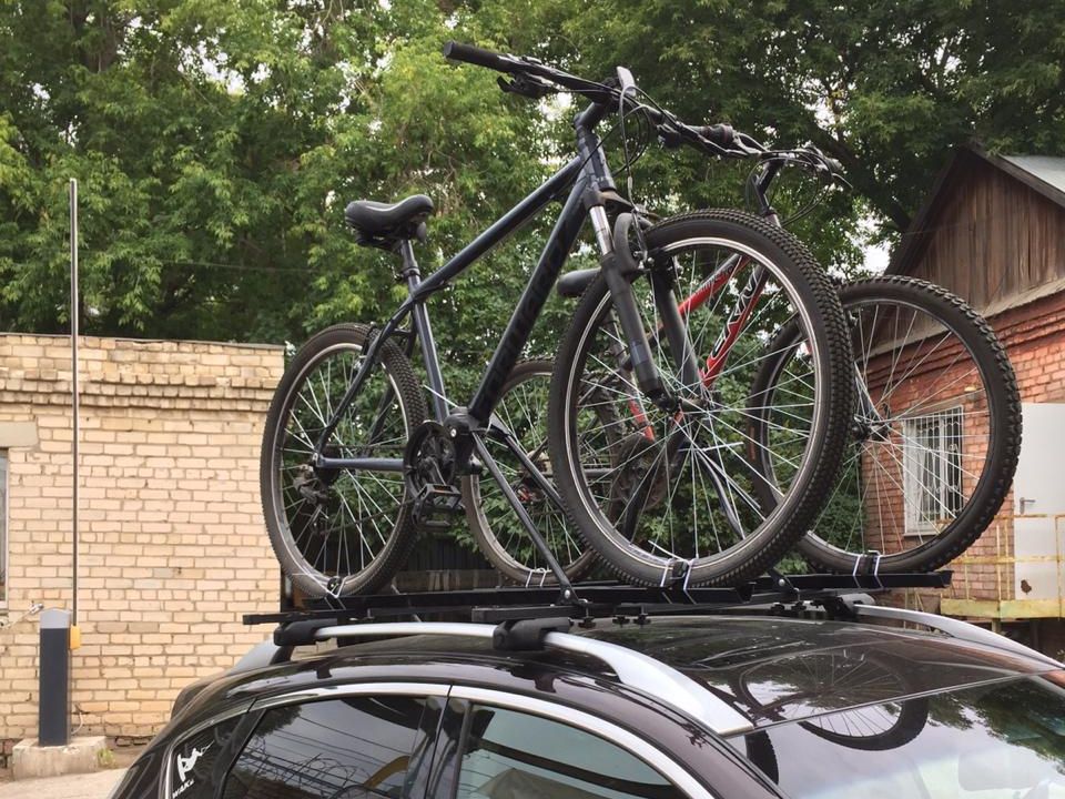 Аренда: Крепеж для перевозки велосипеда на крыше машины