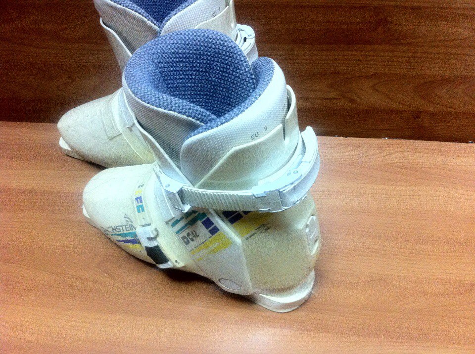 Аренда: Горнолыжные ботинки Dachstein